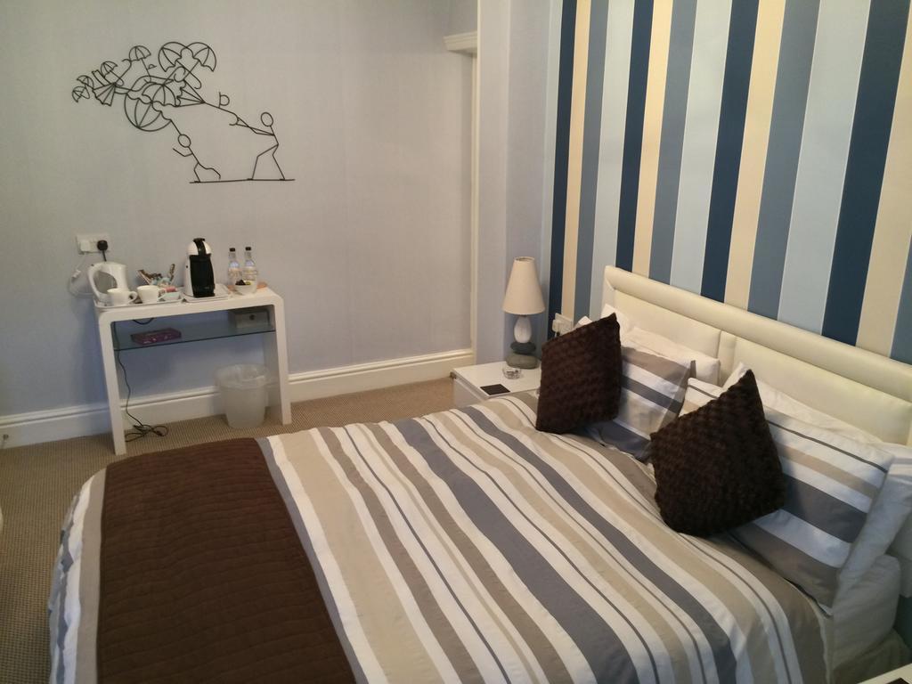 The Waterford Hotel Blackpool Esterno foto